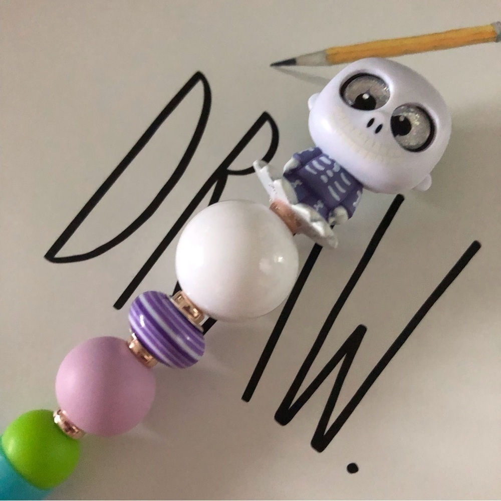Disney Doorables: Nightmare Before Christmas: Barrel handmade beaded pen